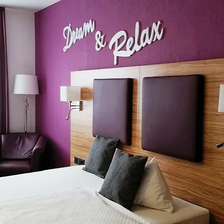 Hotel Prinz Heinrich 3*